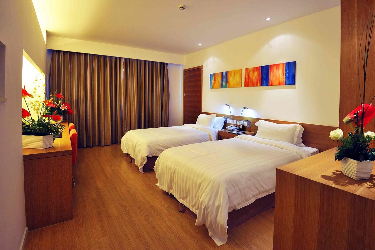Wisdom Hotel Шанхай Екстер'єр фото